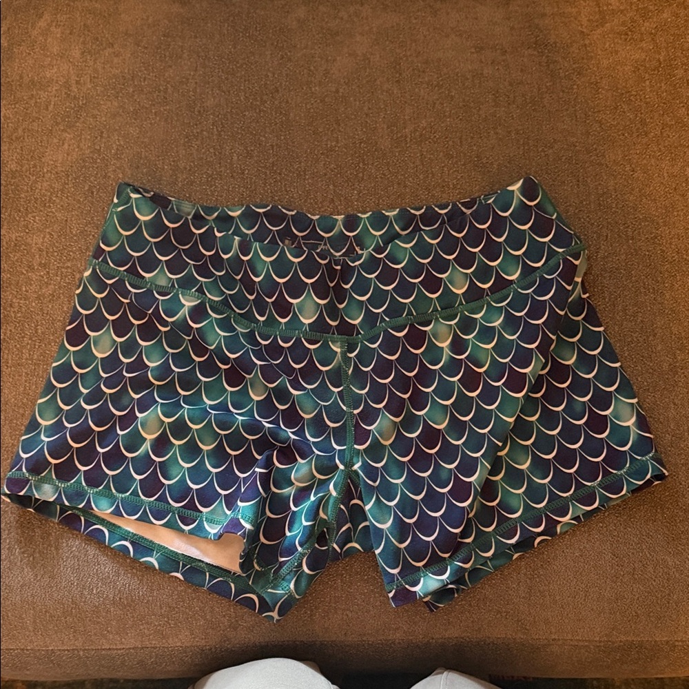 Born Primitive Blue and Green Scale Pattern Athletic Shorts